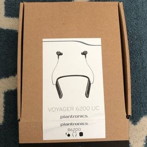 Plantronics voyager B6200 UC headphones